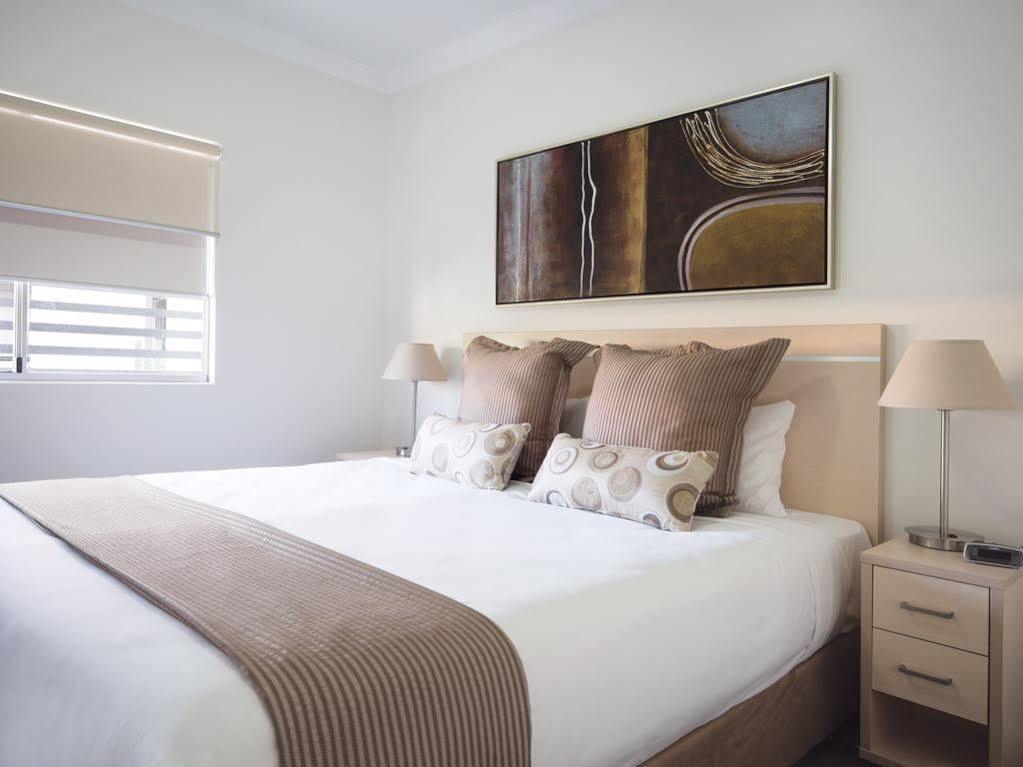 Oaks Brisbane Mews Suites Exterior foto